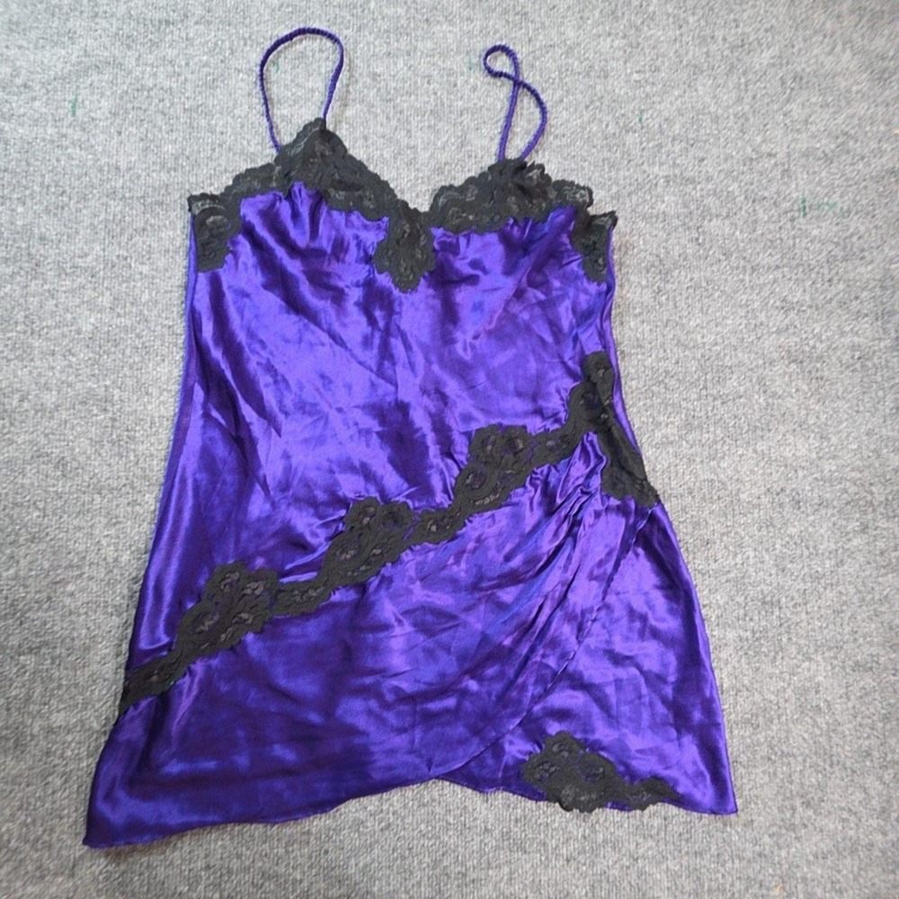 Victoria's Secret Chemise Gown Womens Medium Purple Satin Lace Trim Sleepwear